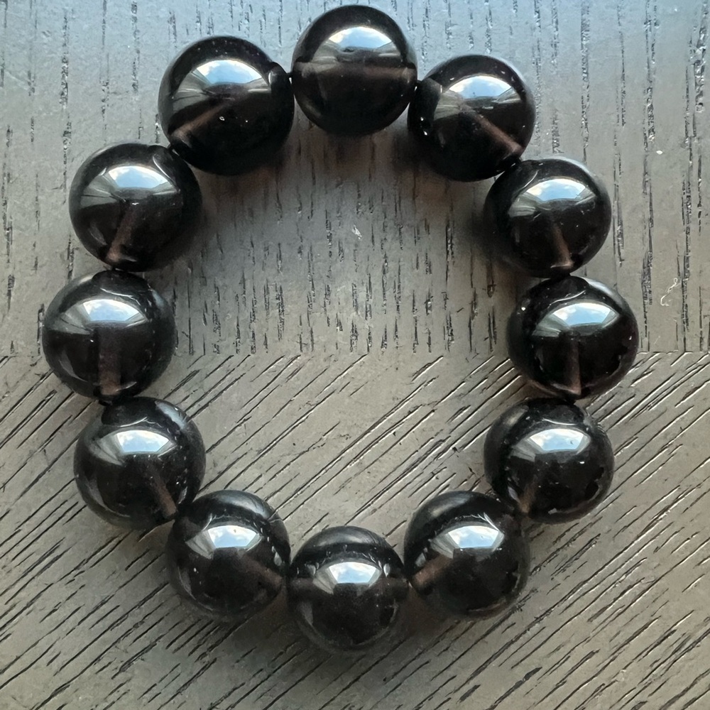 Ice obsidian bracelet 17mm SIZE 6.5’